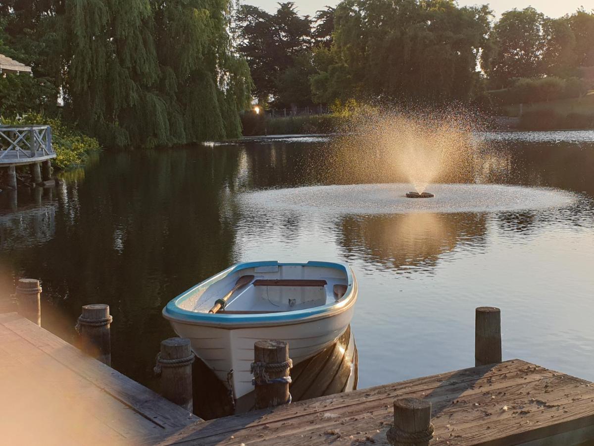 Accommodation at Lakeside Oamaru Esterno foto